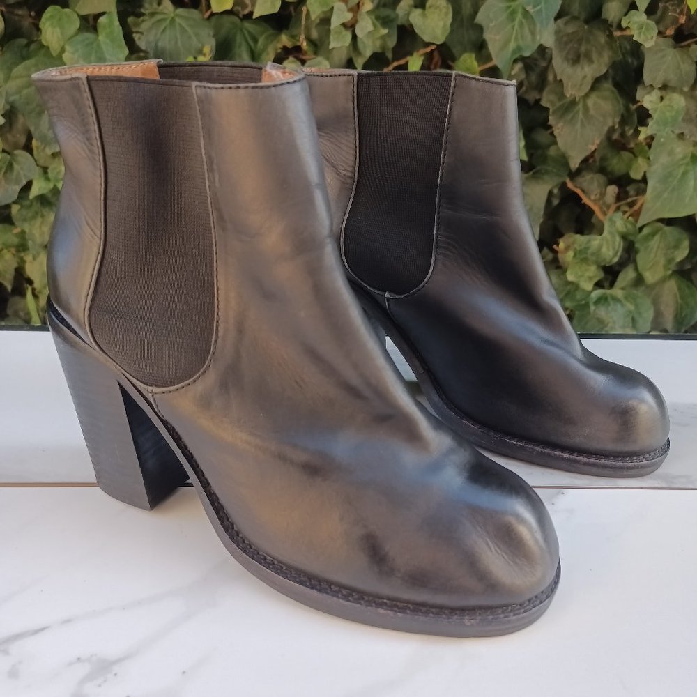 Jeffrey Campbell CASH 3.75" Block Heel Leather‎ Chelsea Boots Women's Size 8.5 M